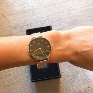 BRAND NEW Daniel Wellington Classic Petite Melrose